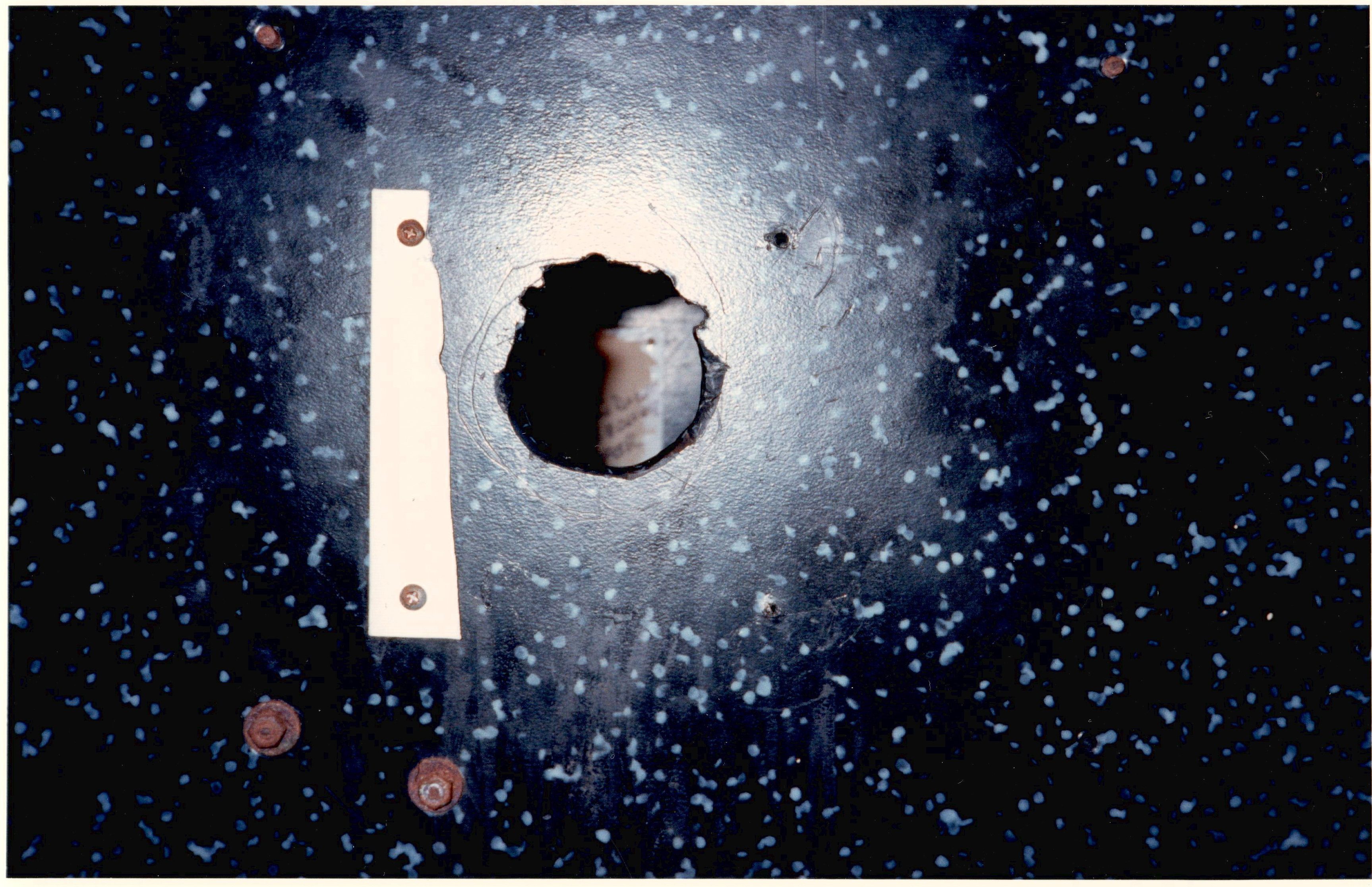 <p><em>Traces (no.1)</em></p>