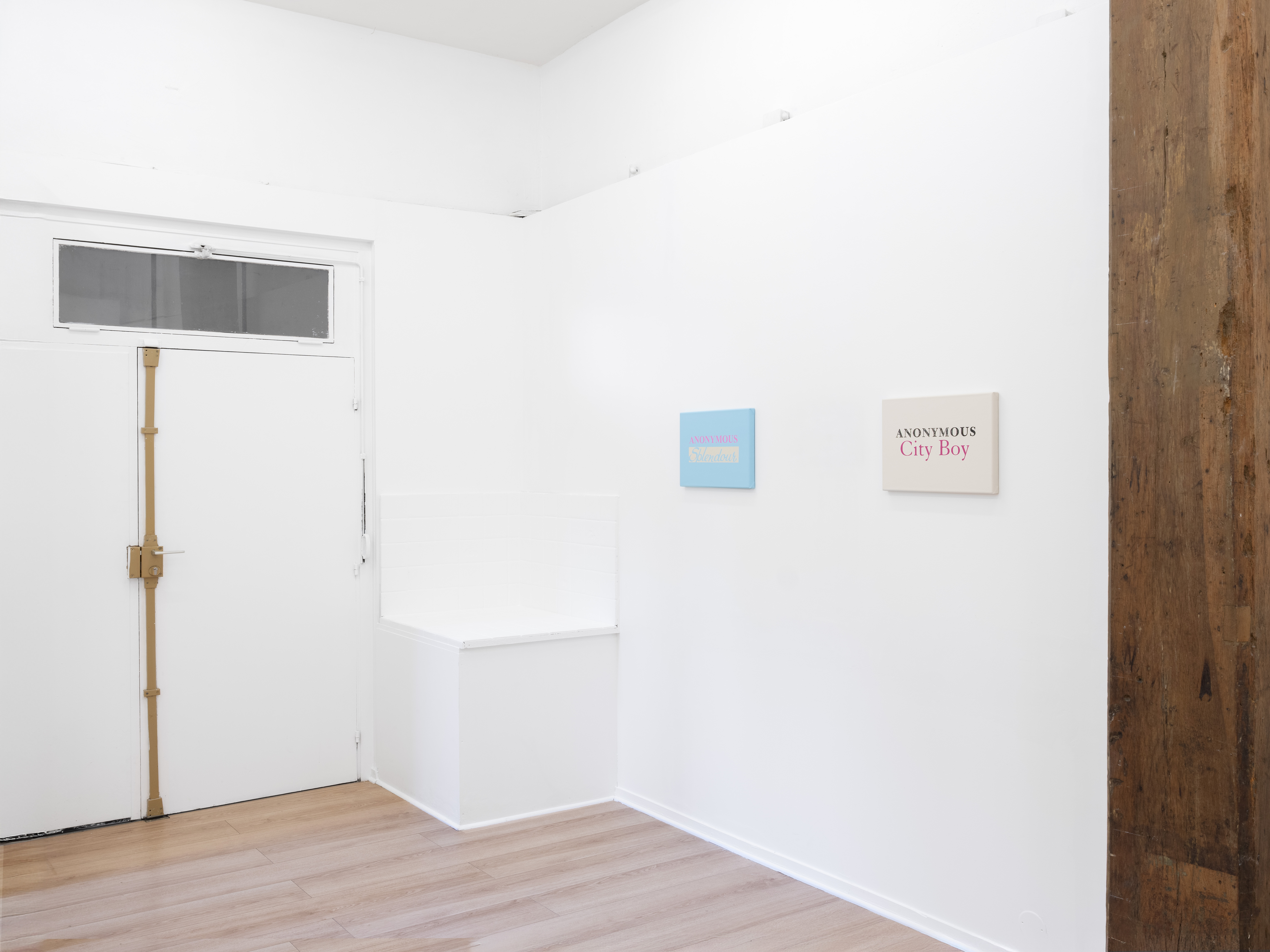 <p><em>Portraits</em></p>