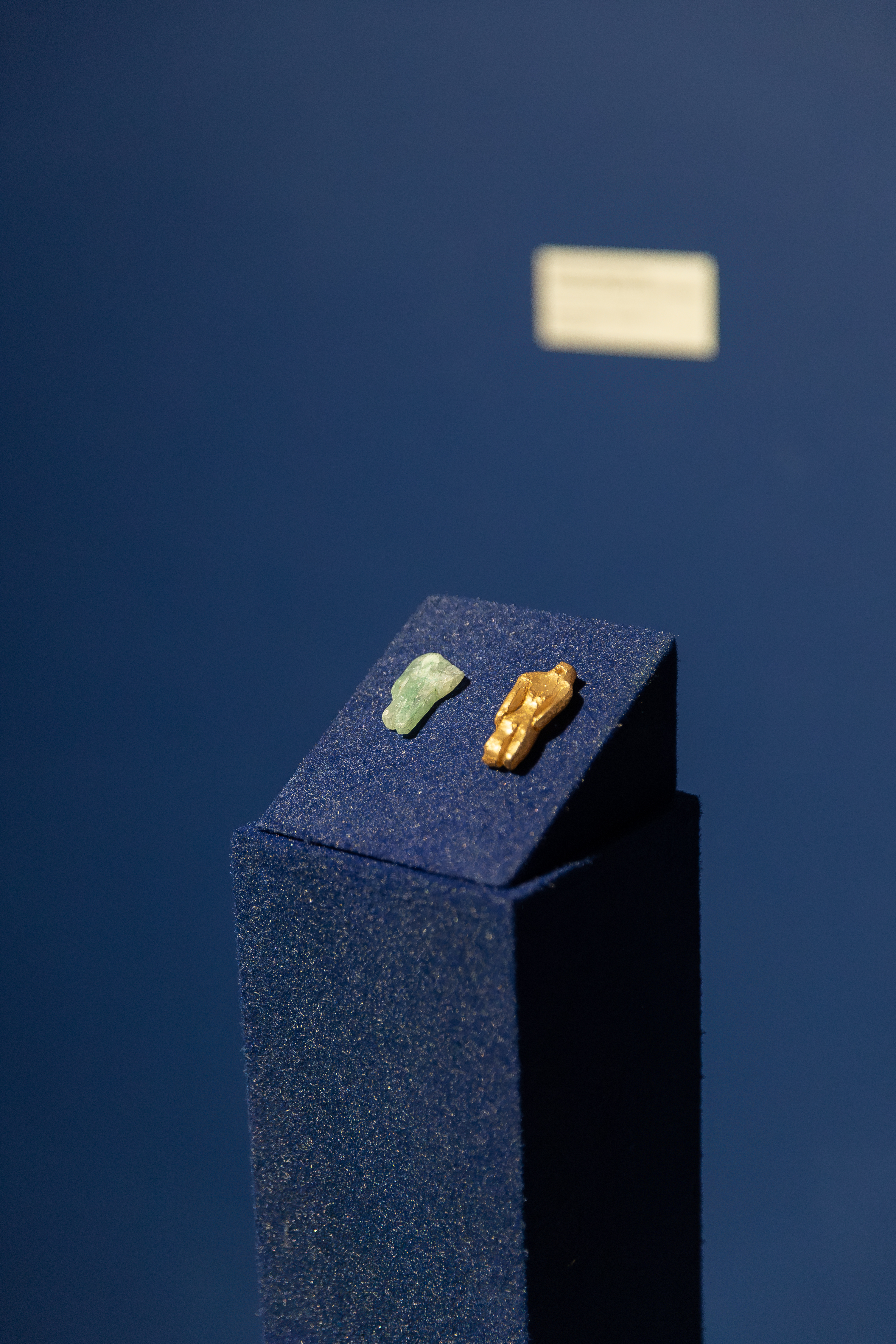 <p><em>Traces of the Non-Existent</em></p>