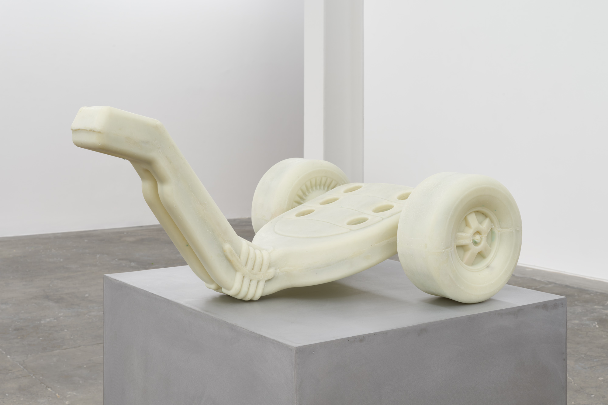 <p><em>Tricycle (bone)</em></p>