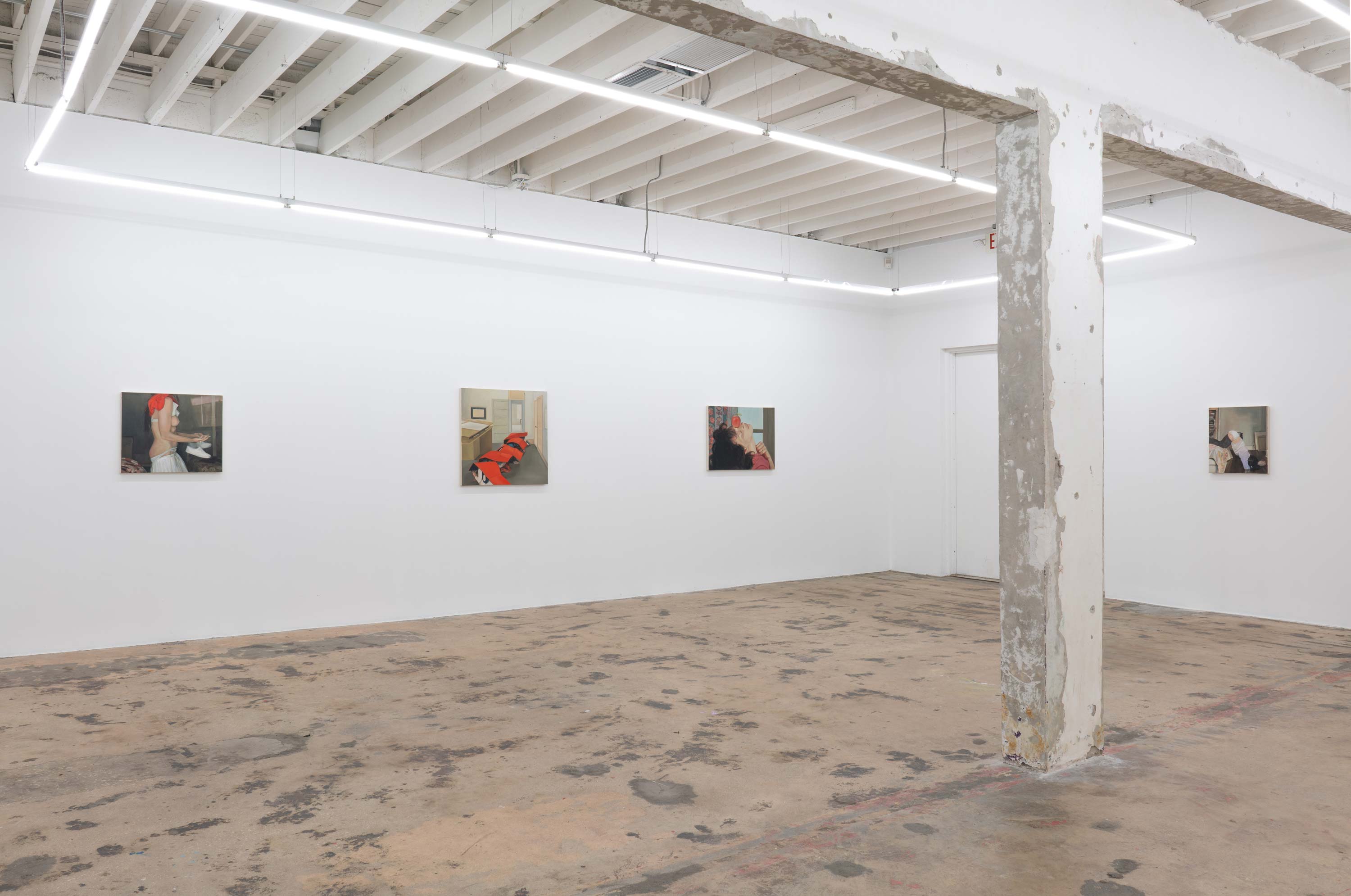 <p><em>The Ever-Flashing Strap</em></p>