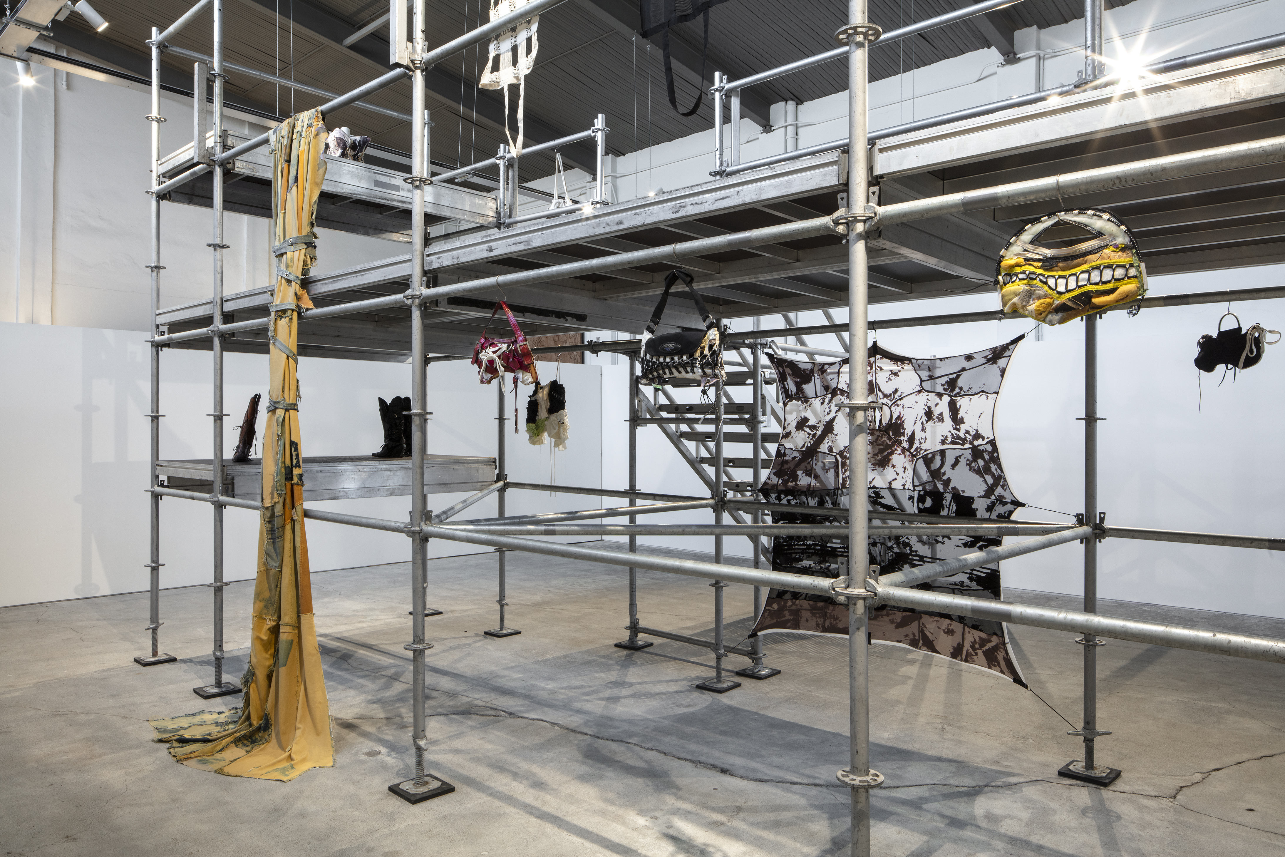 <p><em>Cutting Stock</em></p>